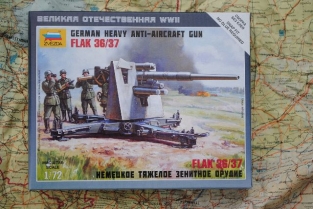 Zvezda 6158  German Heavy Anti-Aircraft Gun FLAK 36/37